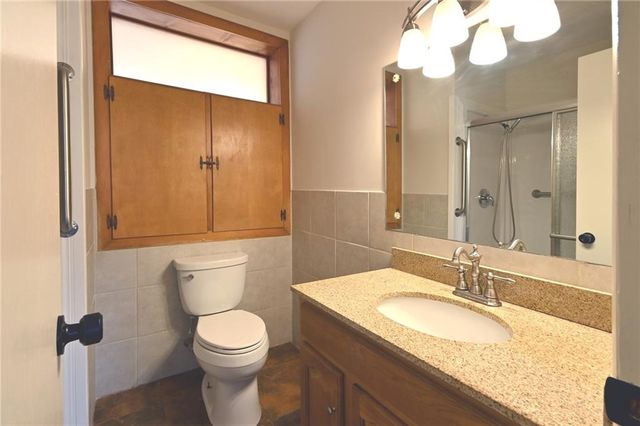 7139 Lamar Avenue, Overland Park, KS 66204