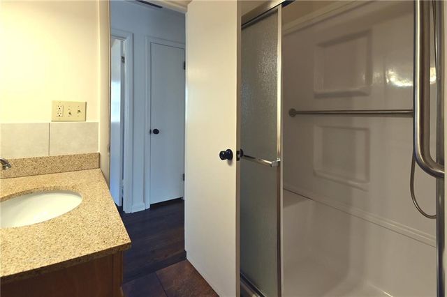 7139 Lamar Avenue, Overland Park, KS 66204