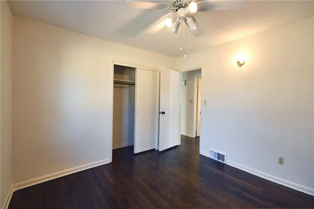 7139 Lamar Avenue, Overland Park, KS 66204