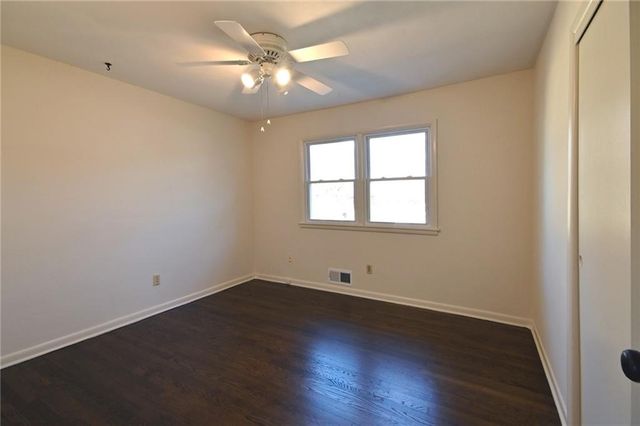 7139 Lamar Avenue, Overland Park, KS 66204