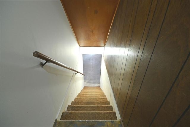 7139 Lamar Avenue, Overland Park, KS 66204