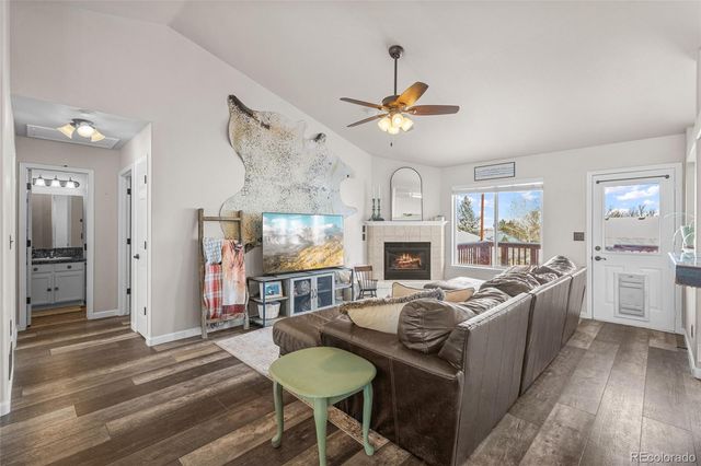 917 N 7th Place, Johnstown, CO 80534