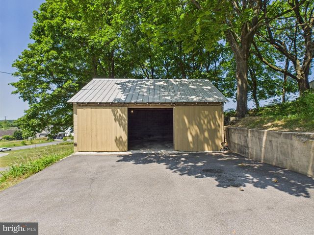 422 GETTYSBURG PIKE, Mechanicsburg, PA 17055