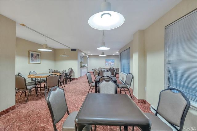 376 Central Avenue 2N, Lawrence, NY 11559