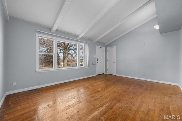 10558 Hobday Avenue, St Ann, MO 63074