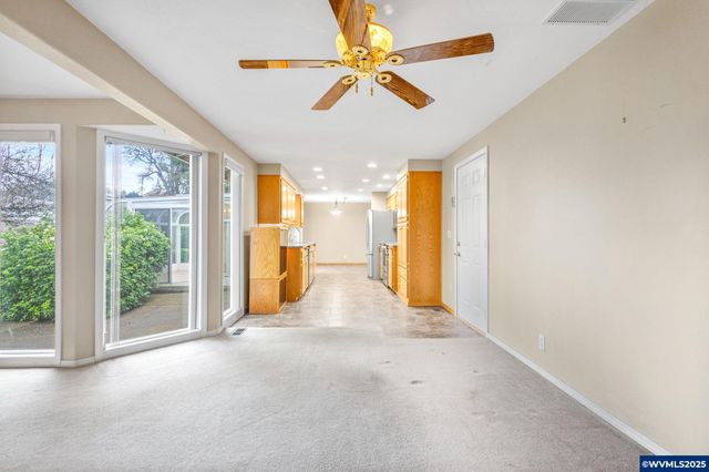 5435 Val View Dr SE, Turner, OR 97392