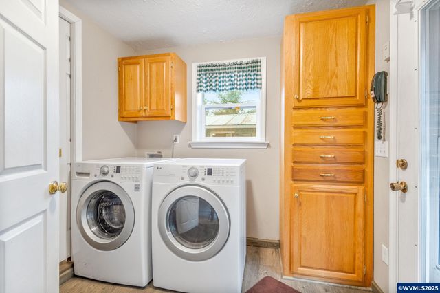 5435 Val View Dr SE, Turner, OR 97392