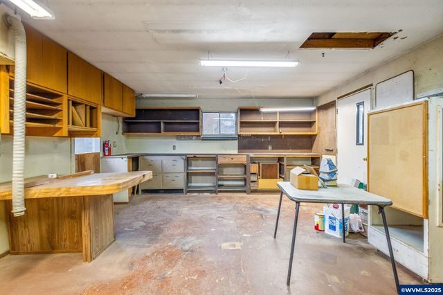 5435 Val View Dr SE, Turner, OR 97392