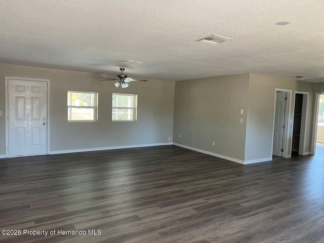 6981 Pinehurst Drive, Spring Hill, FL 34606