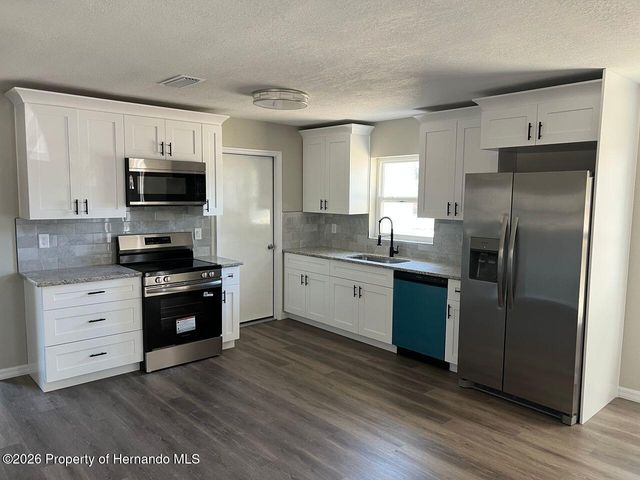 6981 Pinehurst Drive, Spring Hill, FL 34606