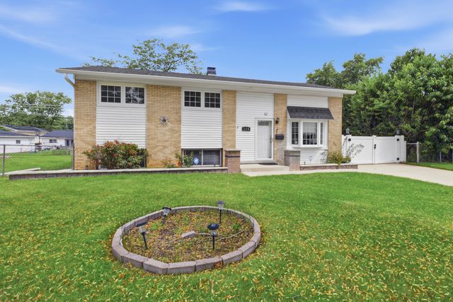 170 E ALTGELD Avenue, Glendale Heights, IL 60139