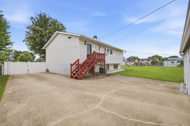 170 E ALTGELD Avenue, Glendale Heights, IL 60139