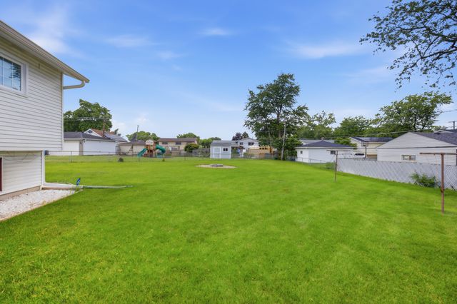 170 E ALTGELD Avenue, Glendale Heights, IL 60139