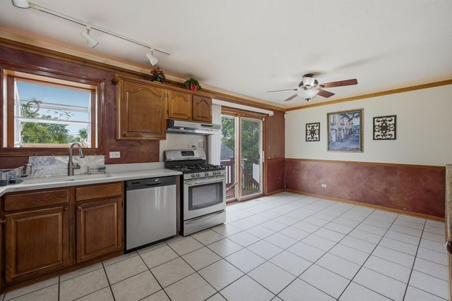 170 E ALTGELD Avenue, Glendale Heights, IL 60139