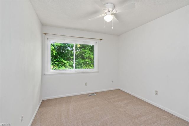 5012 Ashforth CT, Virginia Beach, VA 23462