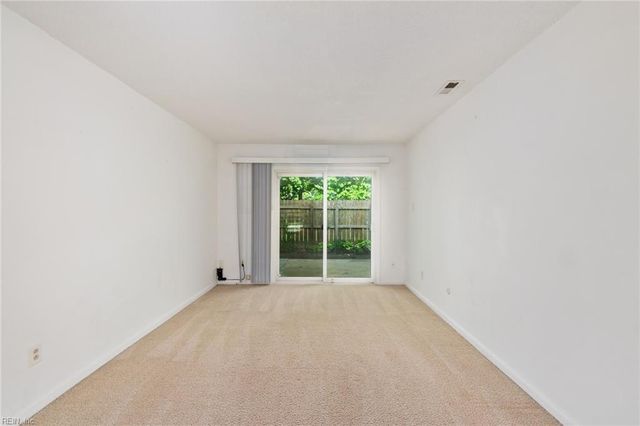 5012 Ashforth CT, Virginia Beach, VA 23462