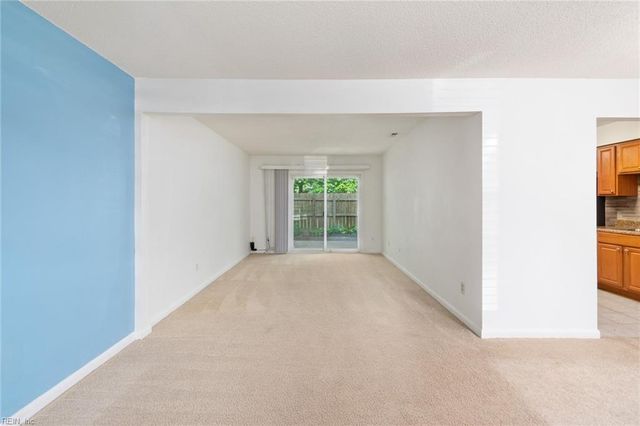 5012 Ashforth CT, Virginia Beach, VA 23462