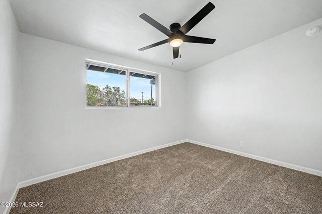 6910 E Calle Marte, Tucson, AZ 85710