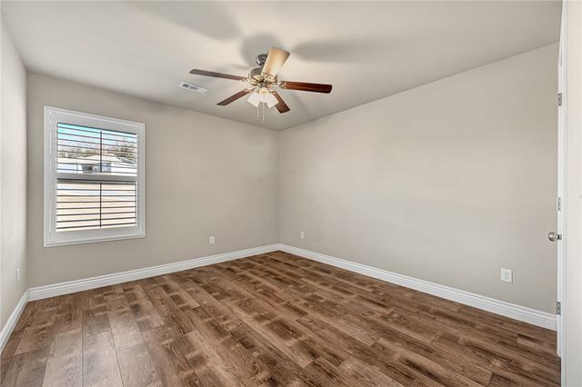 130 Worley Street, Huntsville, AR 72740