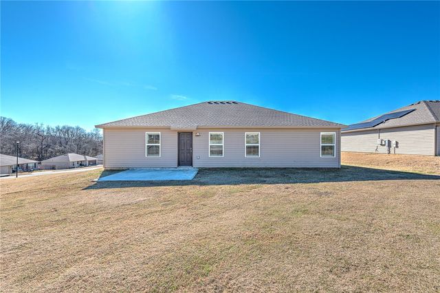 130 Worley Street, Huntsville, AR 72740