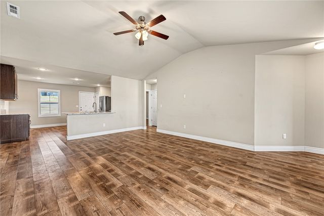 130 Worley Street, Huntsville, AR 72740