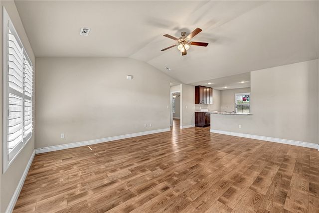 130 Worley Street, Huntsville, AR 72740