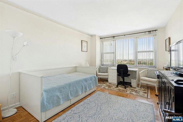 2000 Linwood Avenue 17X, Fort Lee, NJ 07024