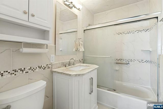 2000 Linwood Avenue 17X, Fort Lee, NJ 07024