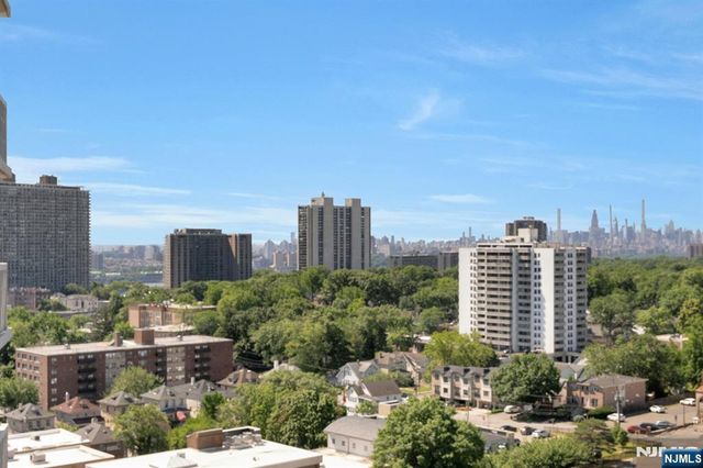 2000 Linwood Avenue 17X, Fort Lee, NJ 07024