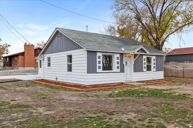 40 E MAIN ST, Grantsville, UT 84029