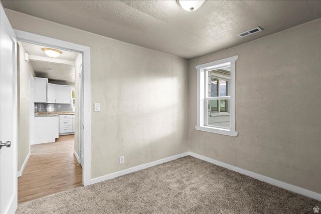 40 E MAIN ST, Grantsville, UT 84029