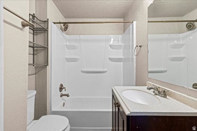 40 E MAIN ST, Grantsville, UT 84029