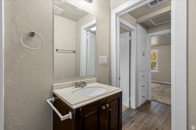 40 E MAIN ST, Grantsville, UT 84029