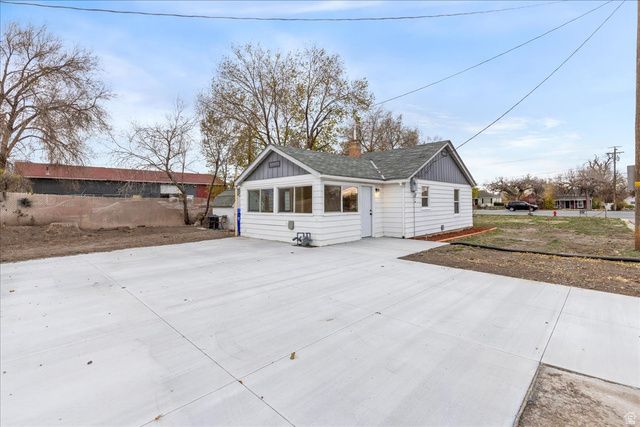 40 E MAIN ST, Grantsville, UT 84029