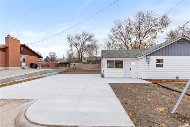 40 E MAIN ST, Grantsville, UT 84029