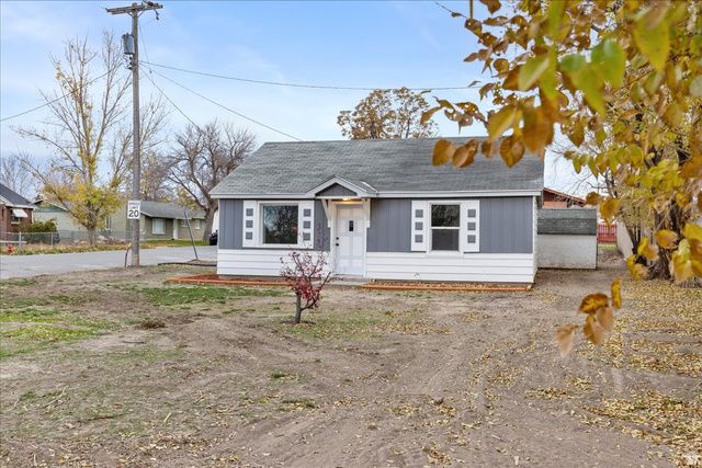 40 E MAIN ST, Grantsville, UT 84029