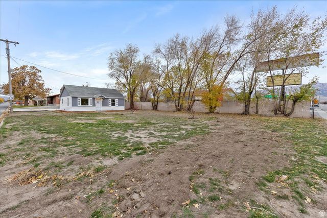 40 E MAIN ST, Grantsville, UT 84029