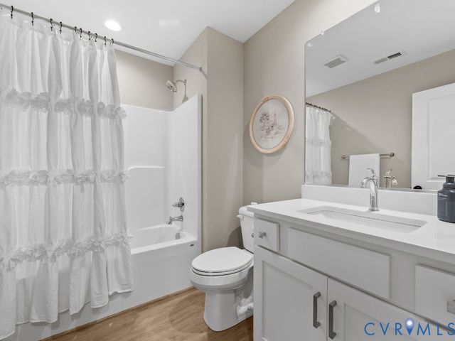 3835 Yates Ln, Powhatan, VA 23139