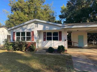 100 W Lincoln, Searcy, AR 72143