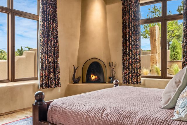 3312 Monte Sereno Drive, Santa Fe, NM 87506
