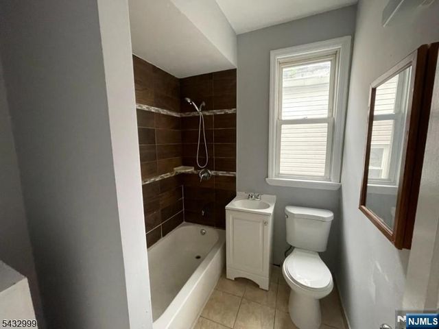 8 Treacy Avenue 1, Newark, NJ 07108