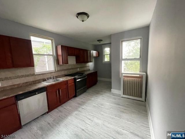 8 Treacy Avenue 1, Newark, NJ 07108