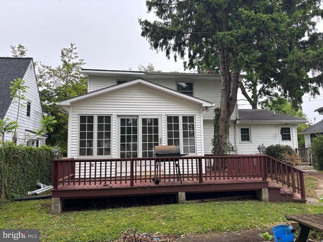 610 N GOVERNORS AVE, Dover, DE 19904