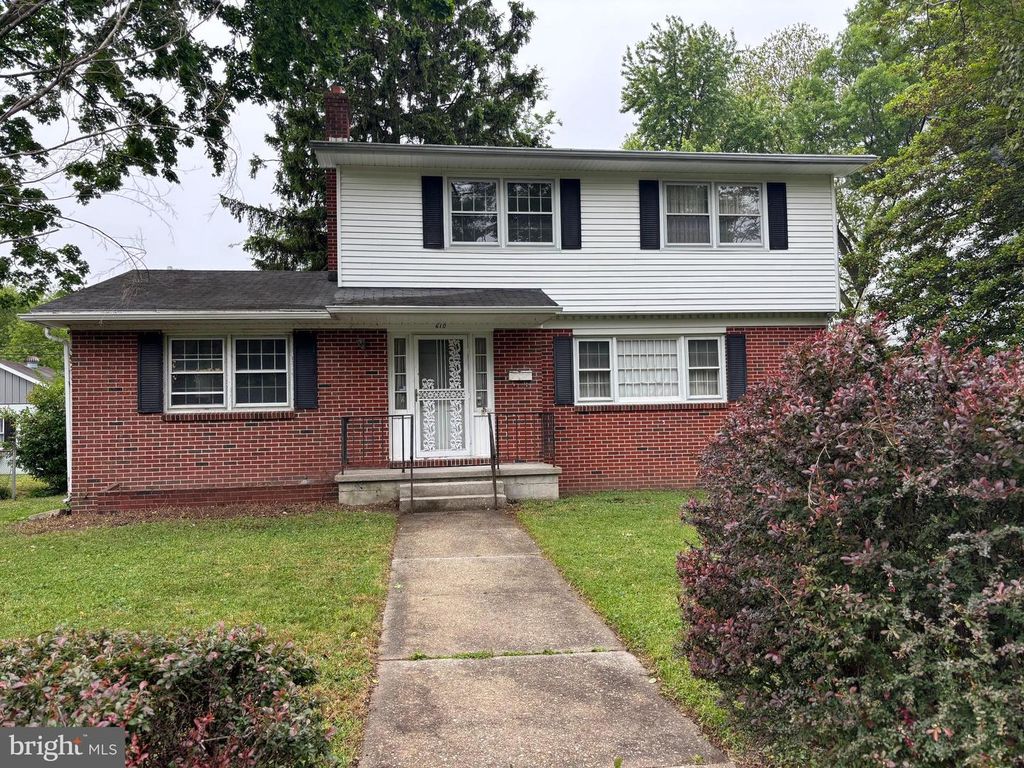 610 N GOVERNORS AVE, Dover, DE 19904