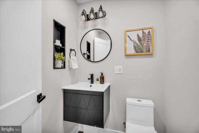 1126 MIFFLIN ST, Philadelphia, PA 19148