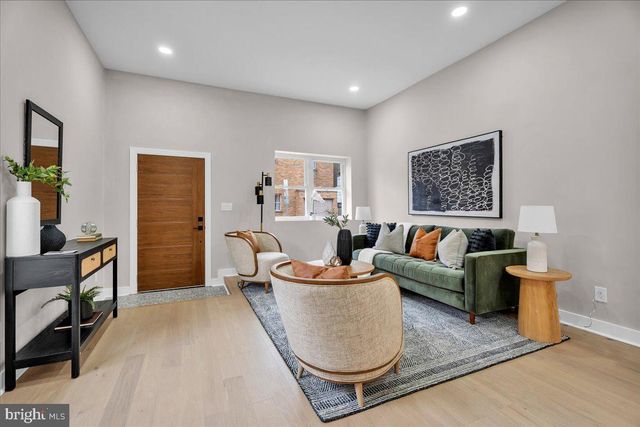 1126 MIFFLIN ST, Philadelphia, PA 19148