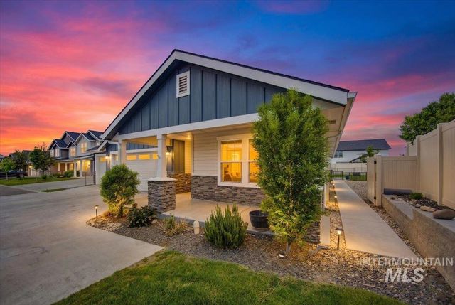 3904 E Berwick Dr, Nampa, ID 83687