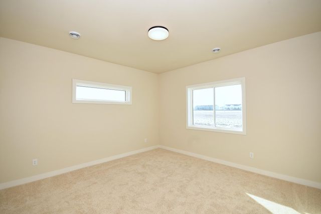 6282 87th Avenue S, Horace, ND 58047