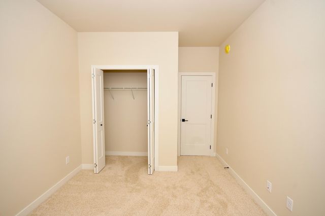 6282 87th Avenue S, Horace, ND 58047