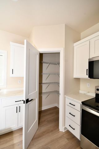 6282 87th Avenue S, Horace, ND 58047